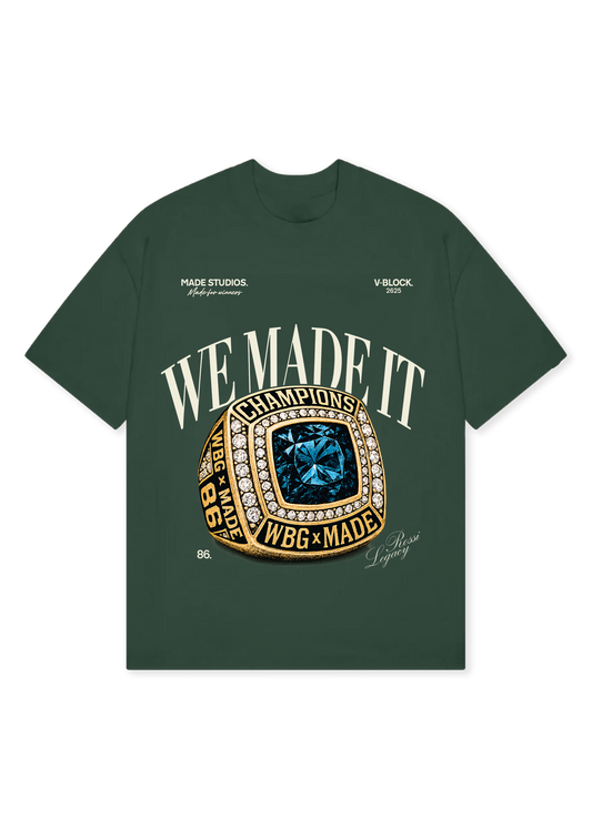 WE MADE IT / GREEN TEE flat mockup